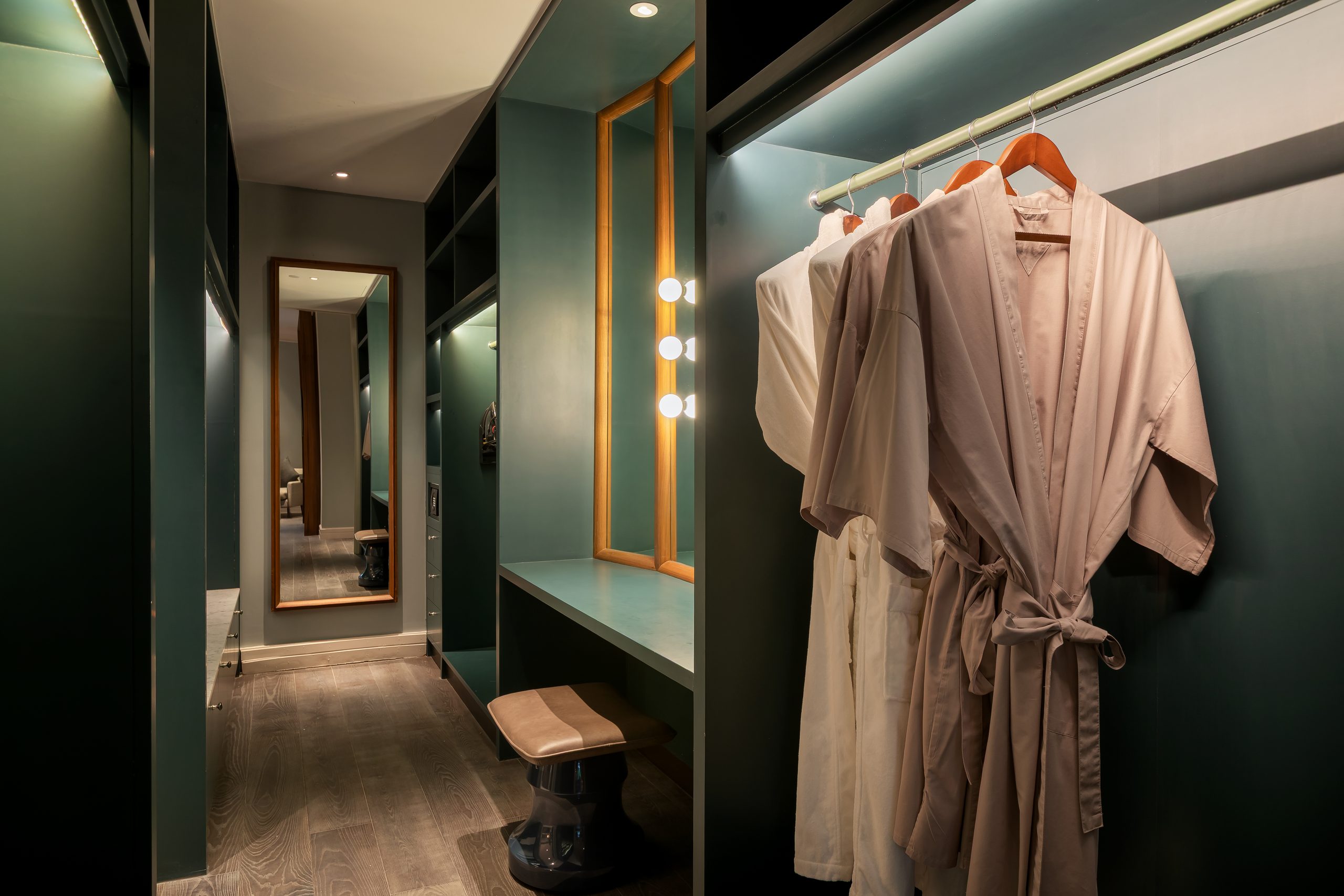 ERAVATI Suite — Image 2